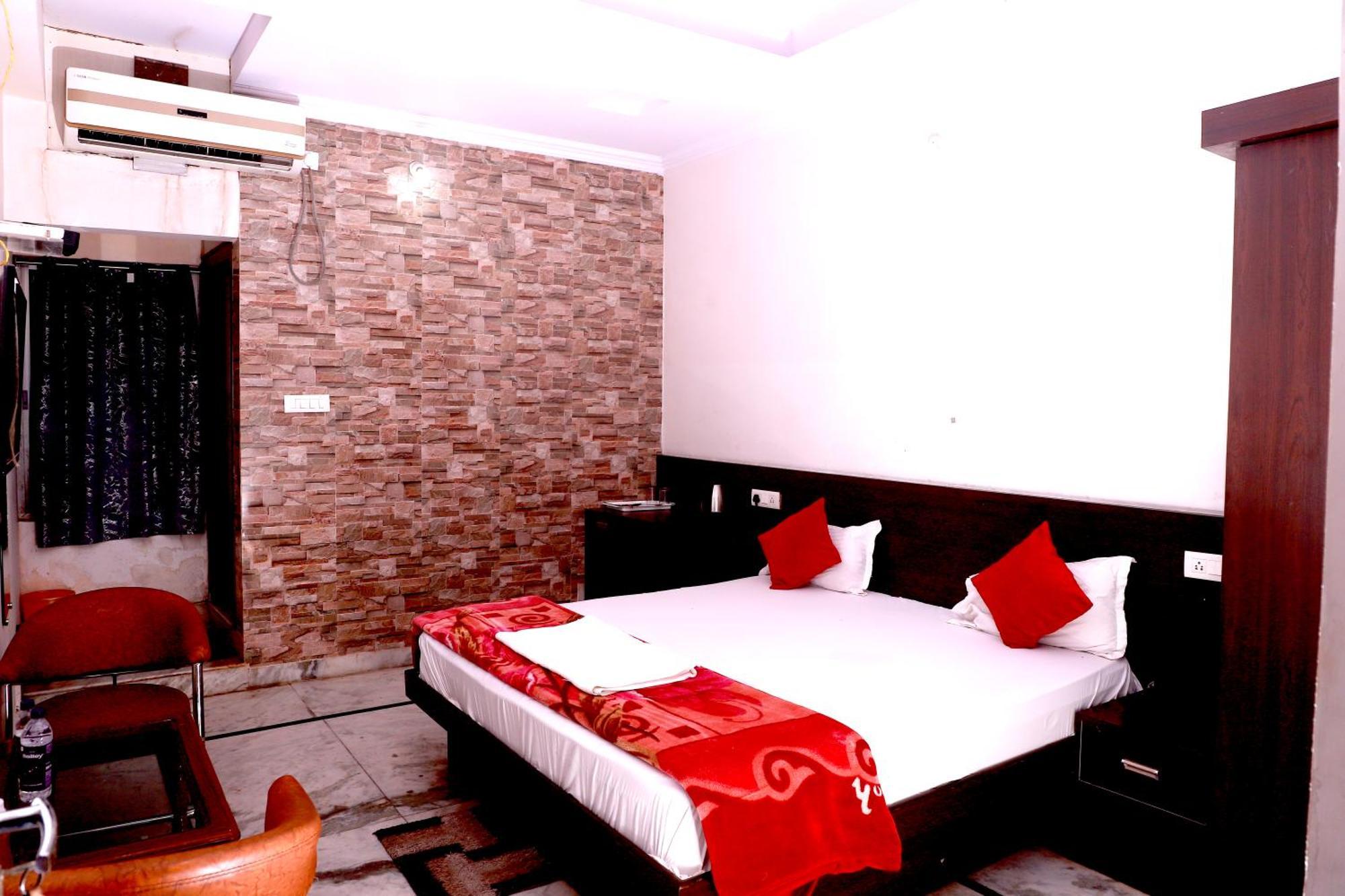 Hotel River View Khagaria Esterno foto