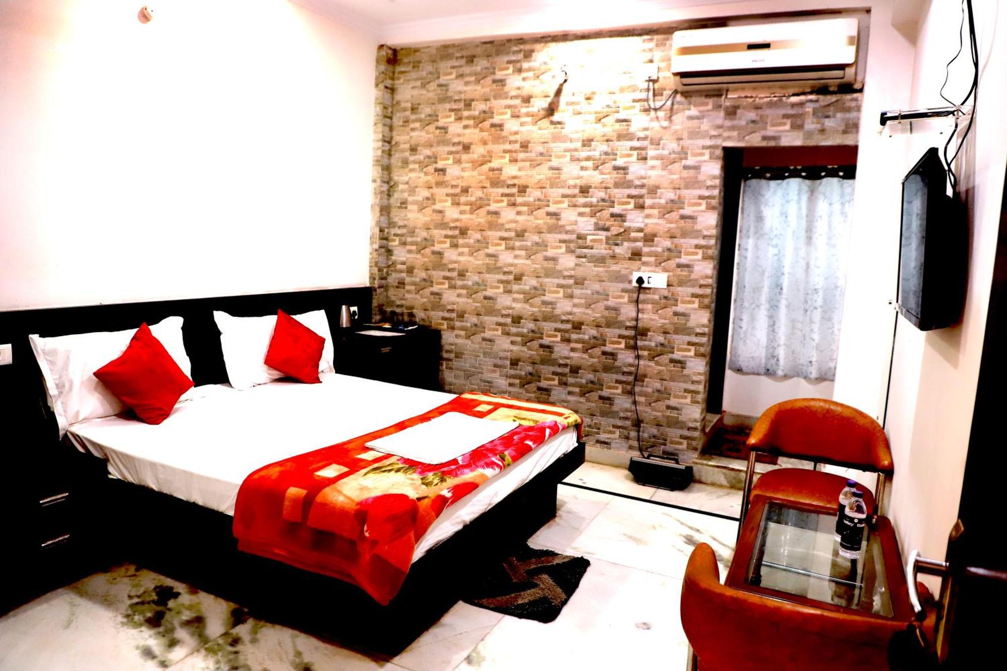 Hotel River View Khagaria Esterno foto